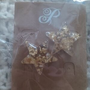 Plunder Gold Star Earrings